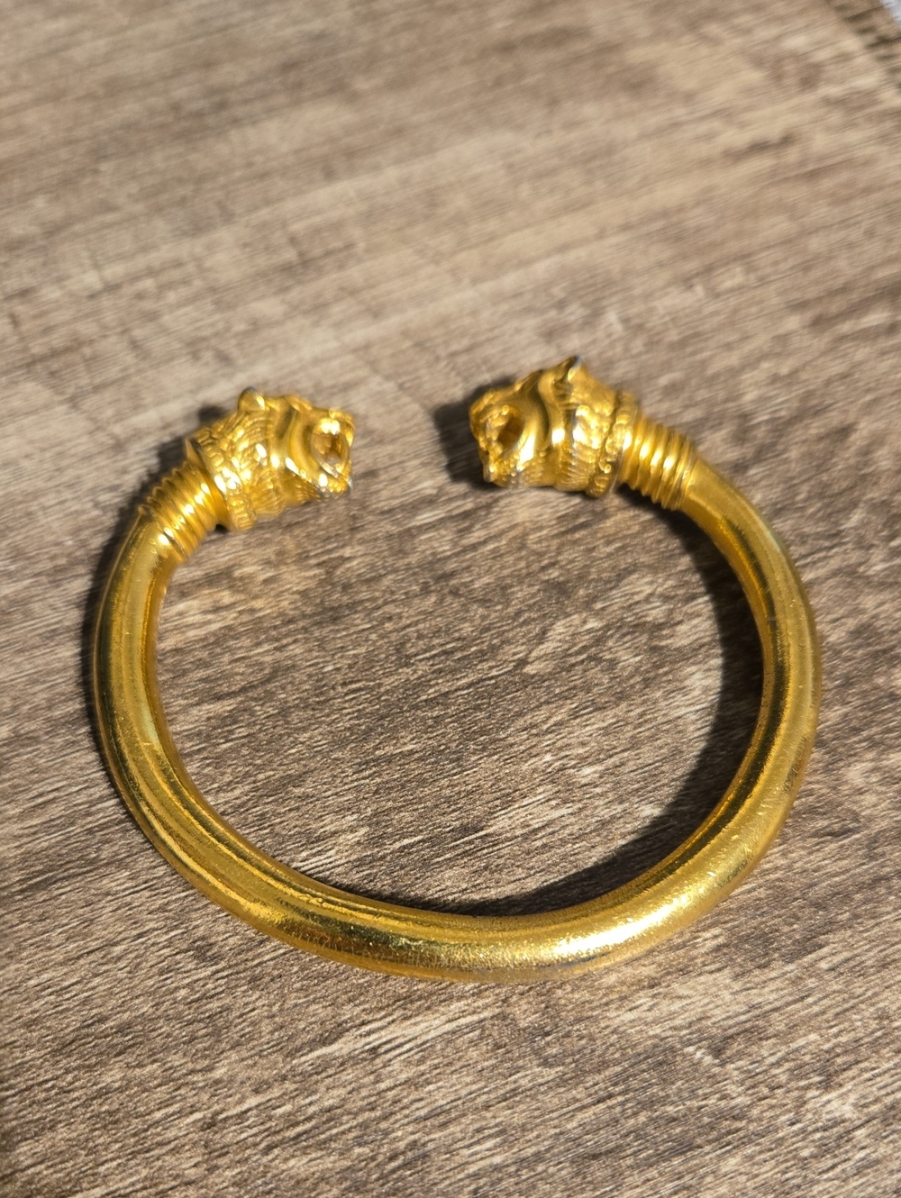 Vintage MMA Signed 24K Gold Plated Dual Lion Head Bangle Cuff Bracelet